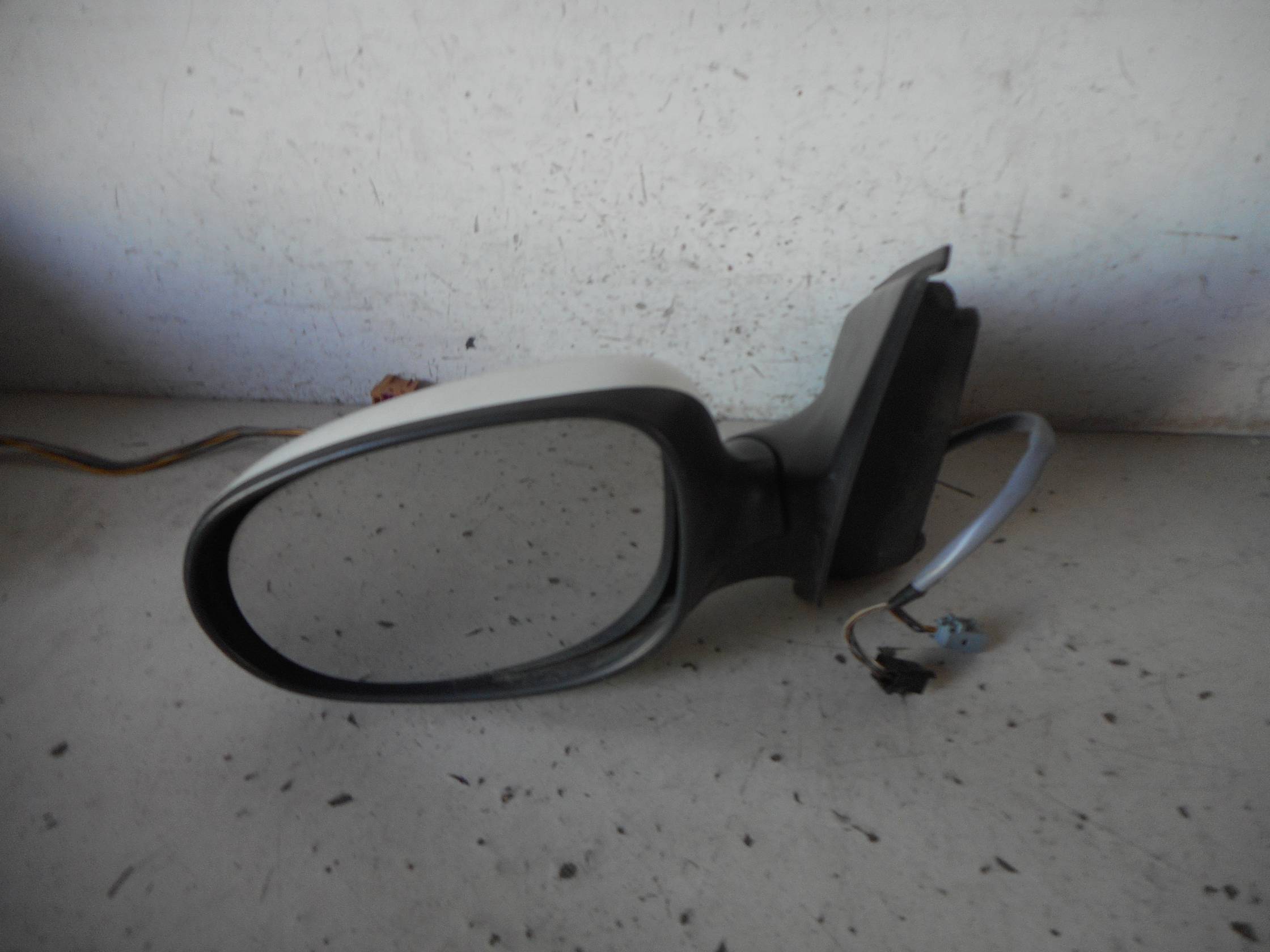 Retrovisore est. regolaz. elettr. sx.